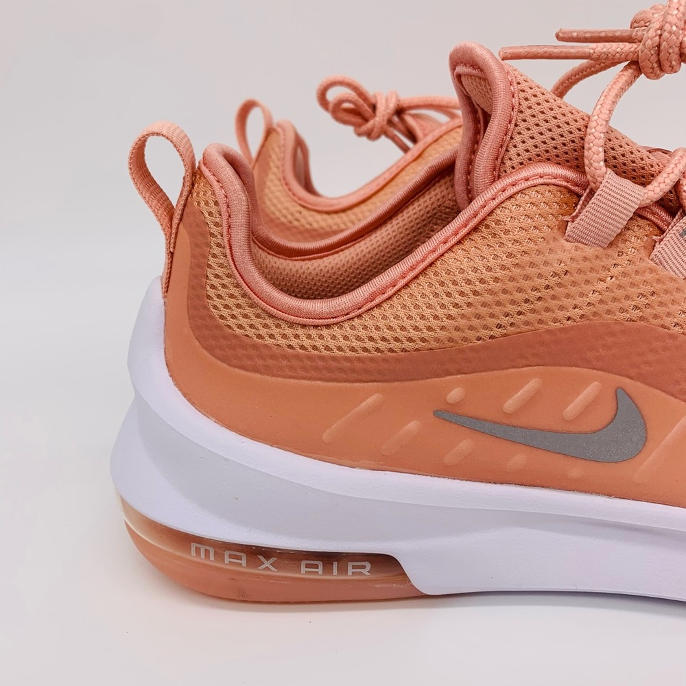 WMNS Nike Air Max Axis Prem - Picture 3 of 11